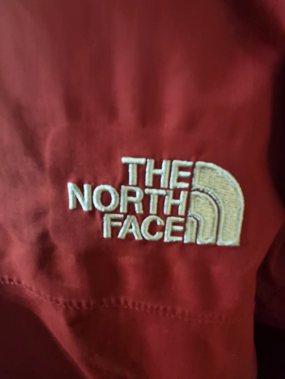 The North Face Men's Full-Zip Hyvent Hooded Jacket Red - M